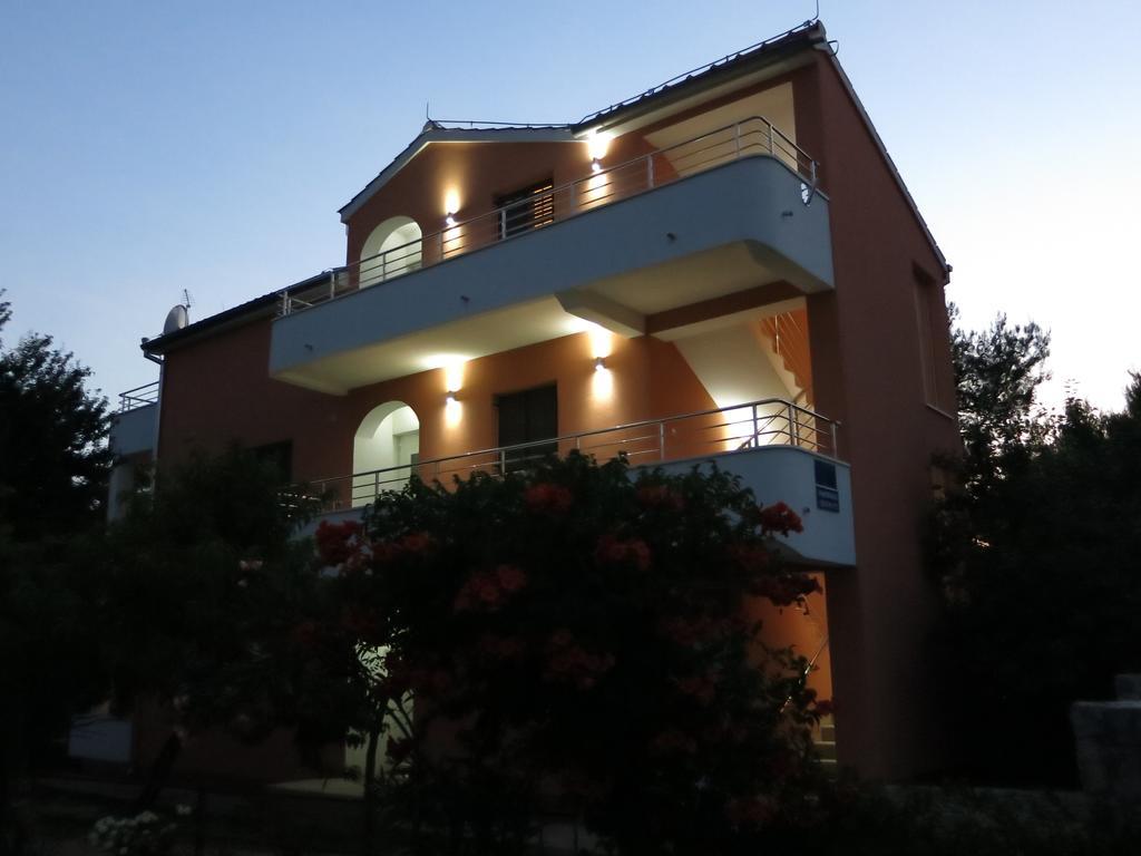 Apartment Mario Srima Exterior photo